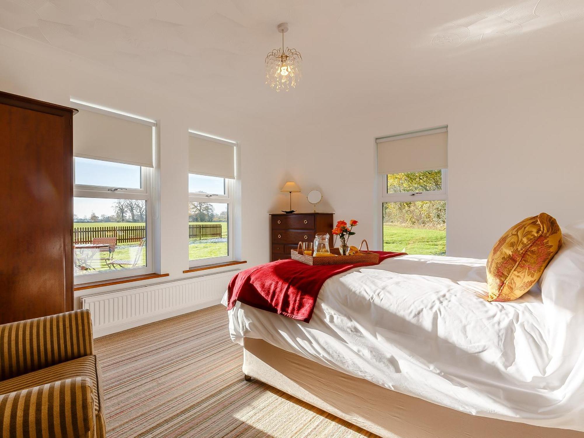 Вилла Highgrove Гиссинг Экстерьер фото